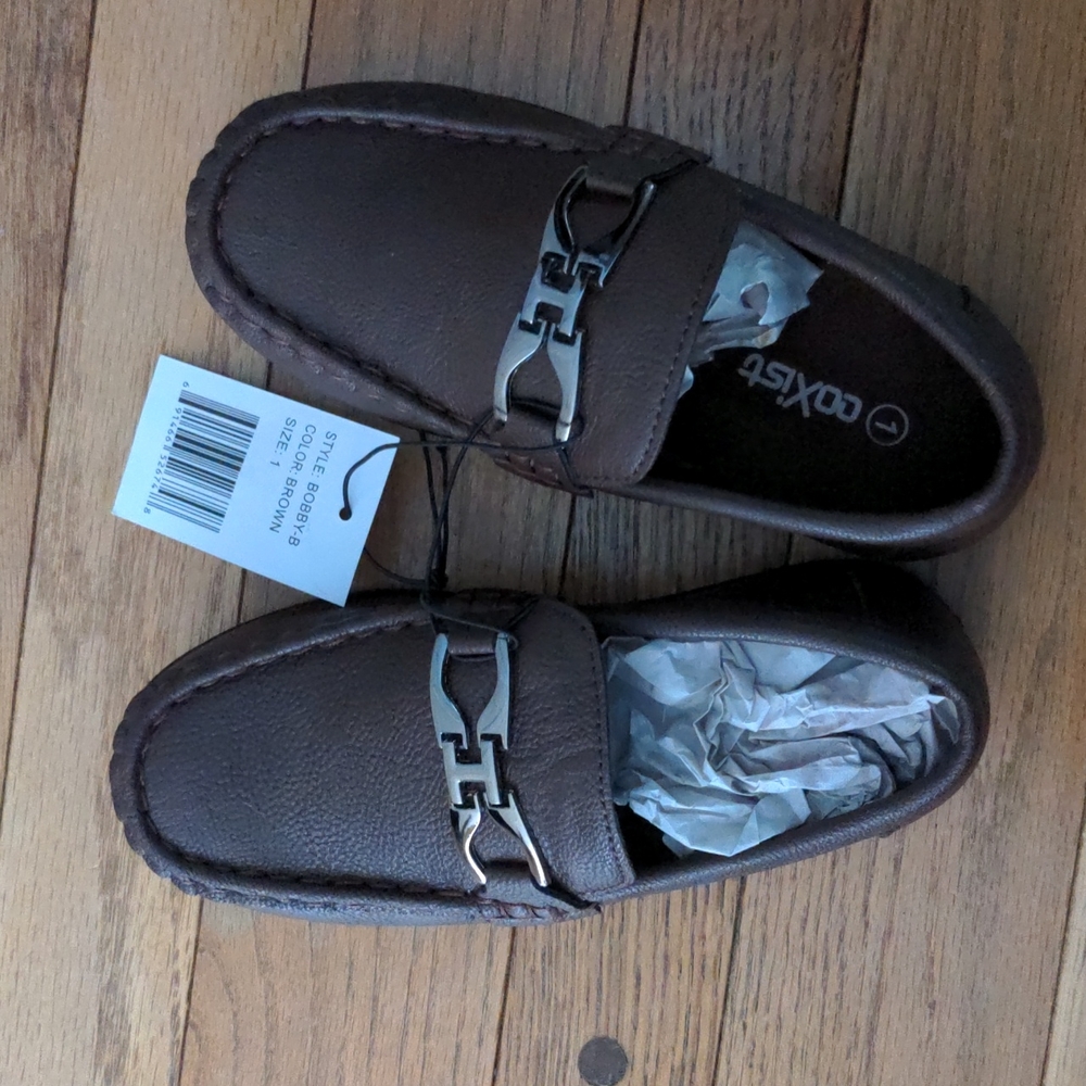 NWT boys size 1 brown loafers